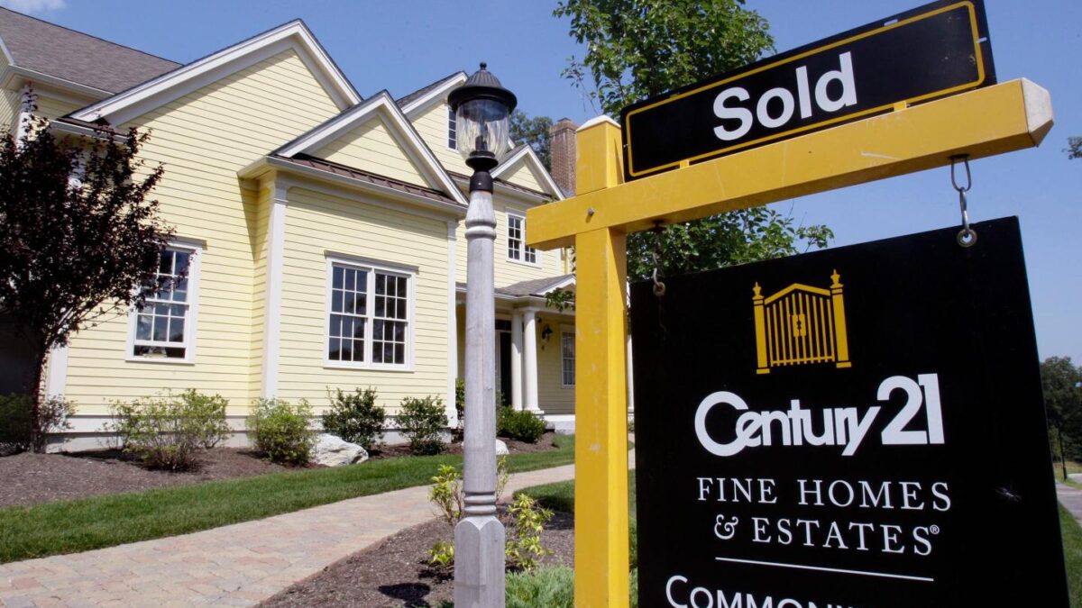 Housing market: Mortgage rates rise for third straight week to highest level since June 2025 while home sales fall for third month in a row