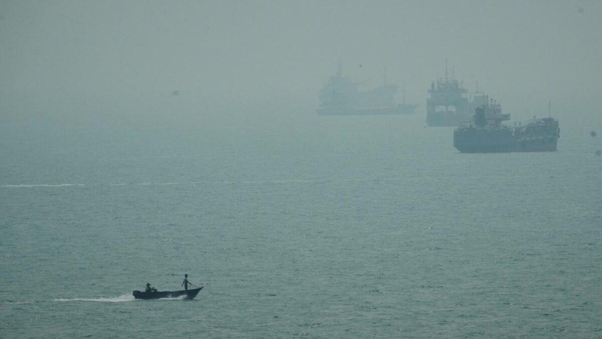 Oman hopes Hormuz meeting fill force Trump to ‘recognize that the future of the strait will be decided by regional countries,’ Iran expert says