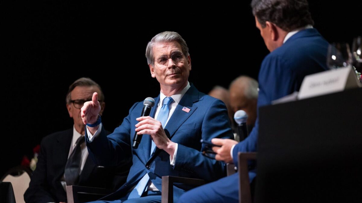 Scott Bessent warned the bond market ‘has taken down more governments than howitzers’: That theory may give the Fed’s Warsh room to breathe this week