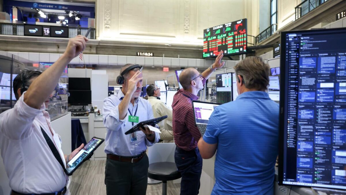 Traders work on the floor of the American Stock Exchange (AMEX) at the New York Stock Exchange (NYSE) on Thursday, July 16, 2026.