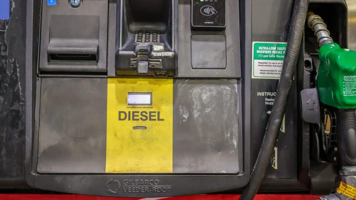 $9.999 and maxed out: California diesel prices overwhelm pump displays as global supply crunch worsens