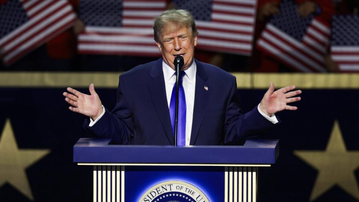 Trump’s $5,000 ‘dividend’ is really a $1.15 trillion hole in the deficit, top economist estimates